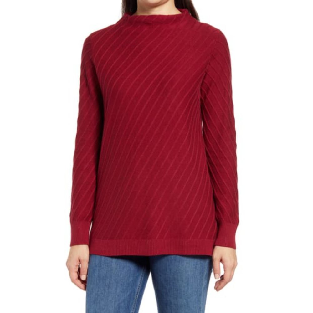 NEW VINCE CAMUTO Long Sleeve Diagonal Sweater Red